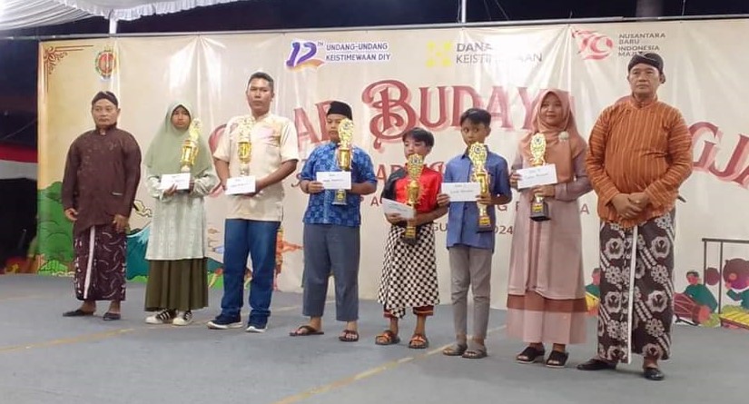 MICHA RAIH JUARA II LOMBA PANATA CARA